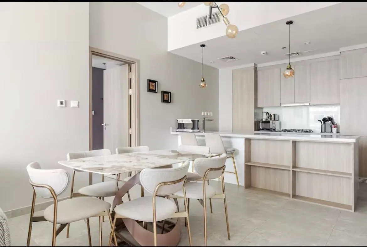Apartment Dubai Marina Luxury Stay - Breathtaking Sea Views